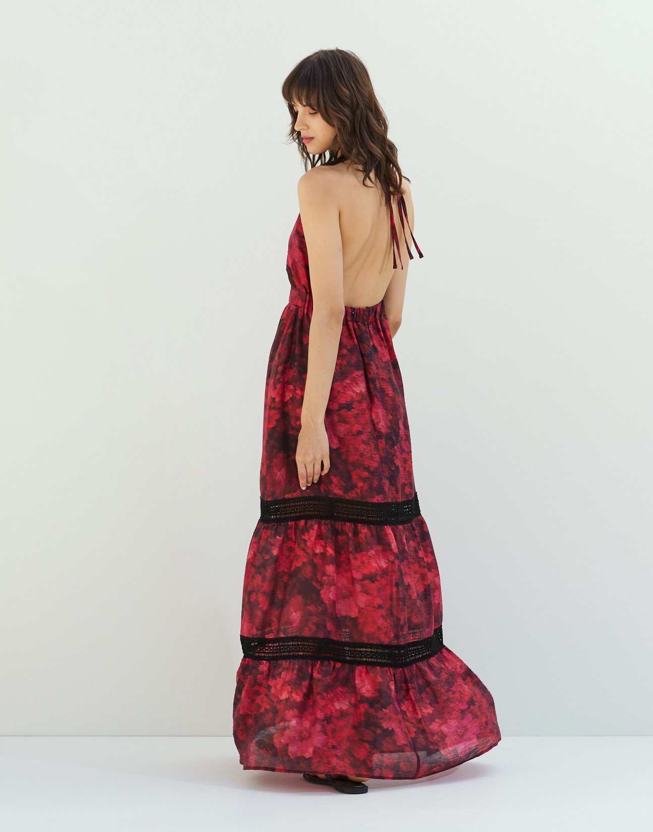 Maxi dress with tie