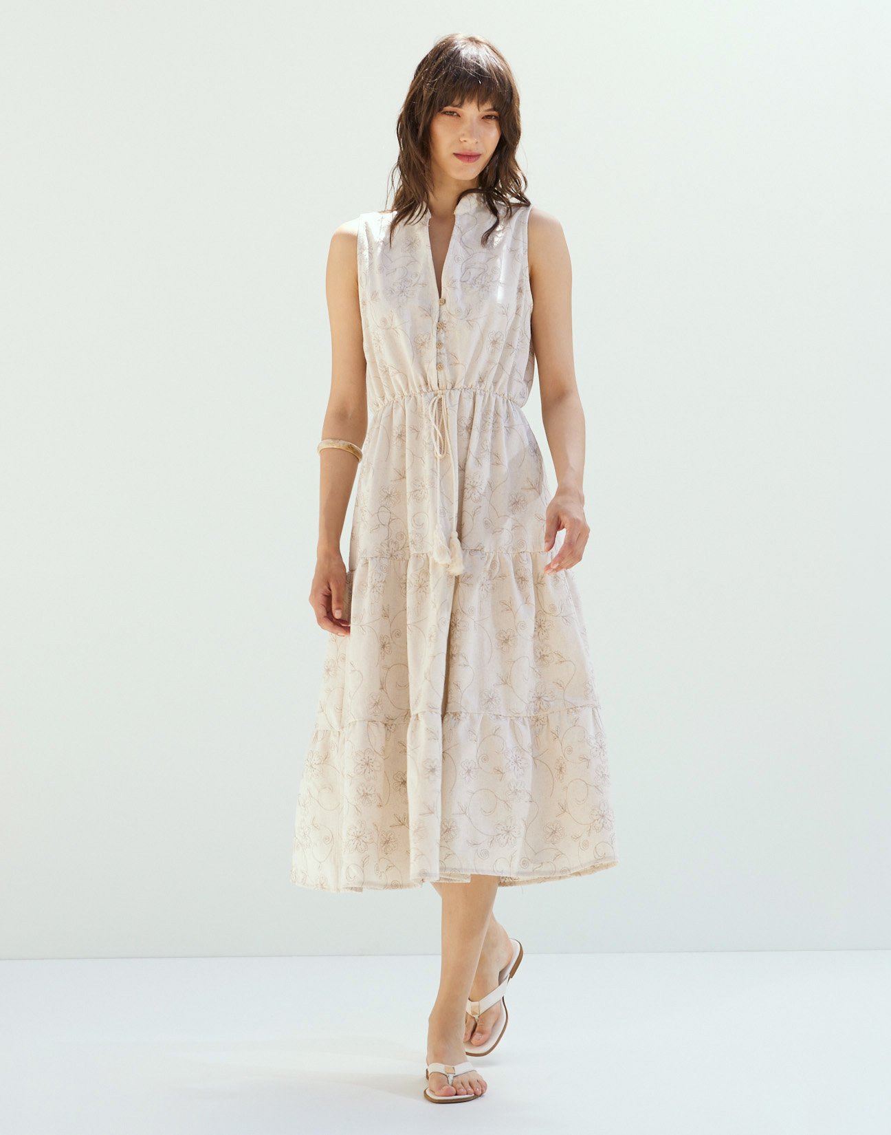 Embroidery linen dress