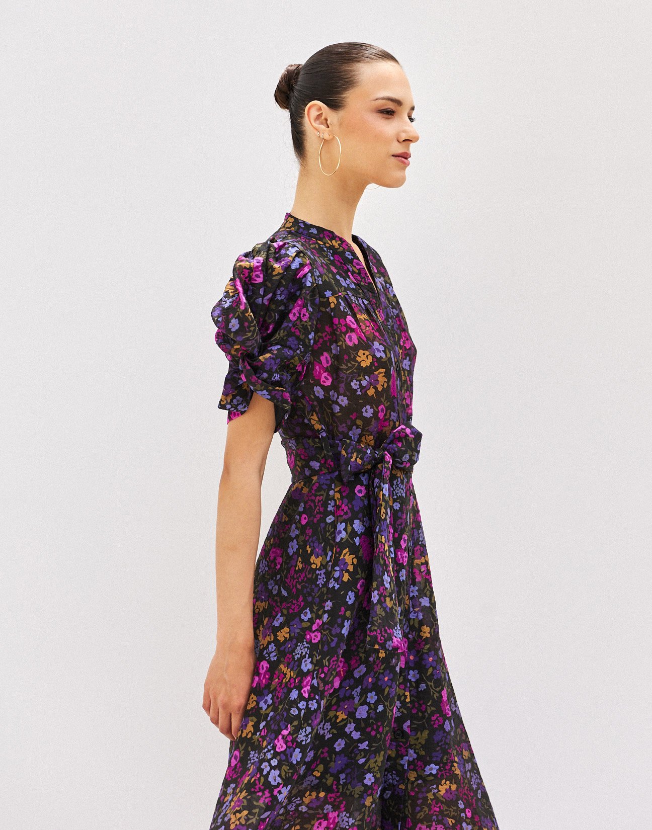 Midi dress with knot detail
