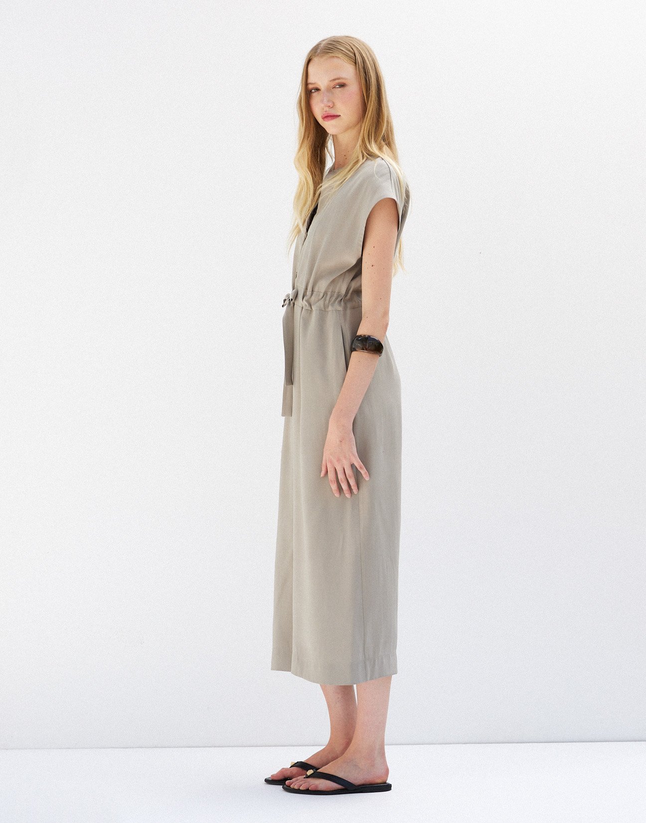 Jumpsuit with tie