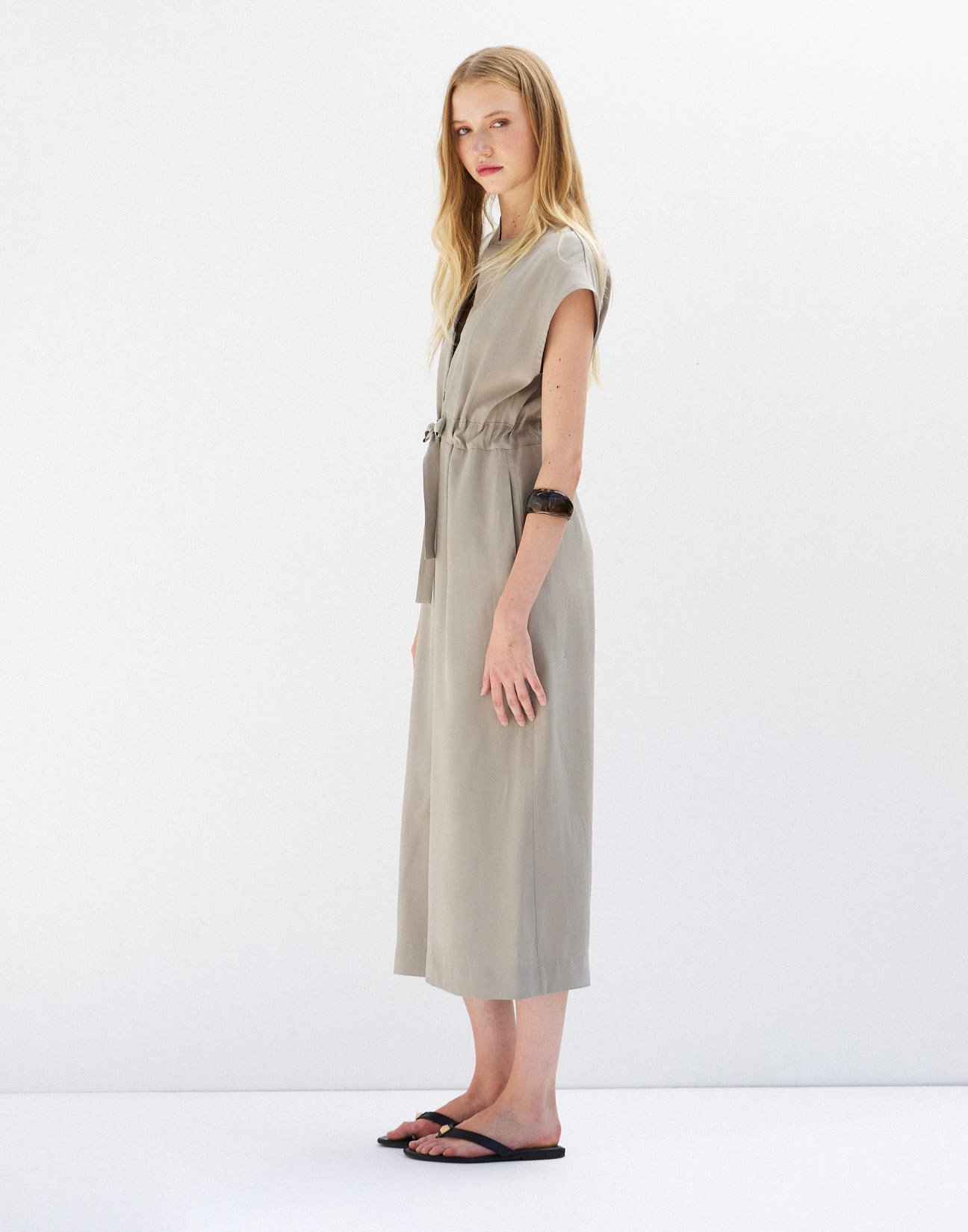 Jumpsuit with tie