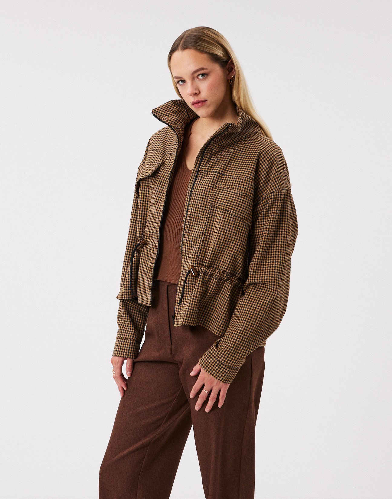 Checked jacket with gather