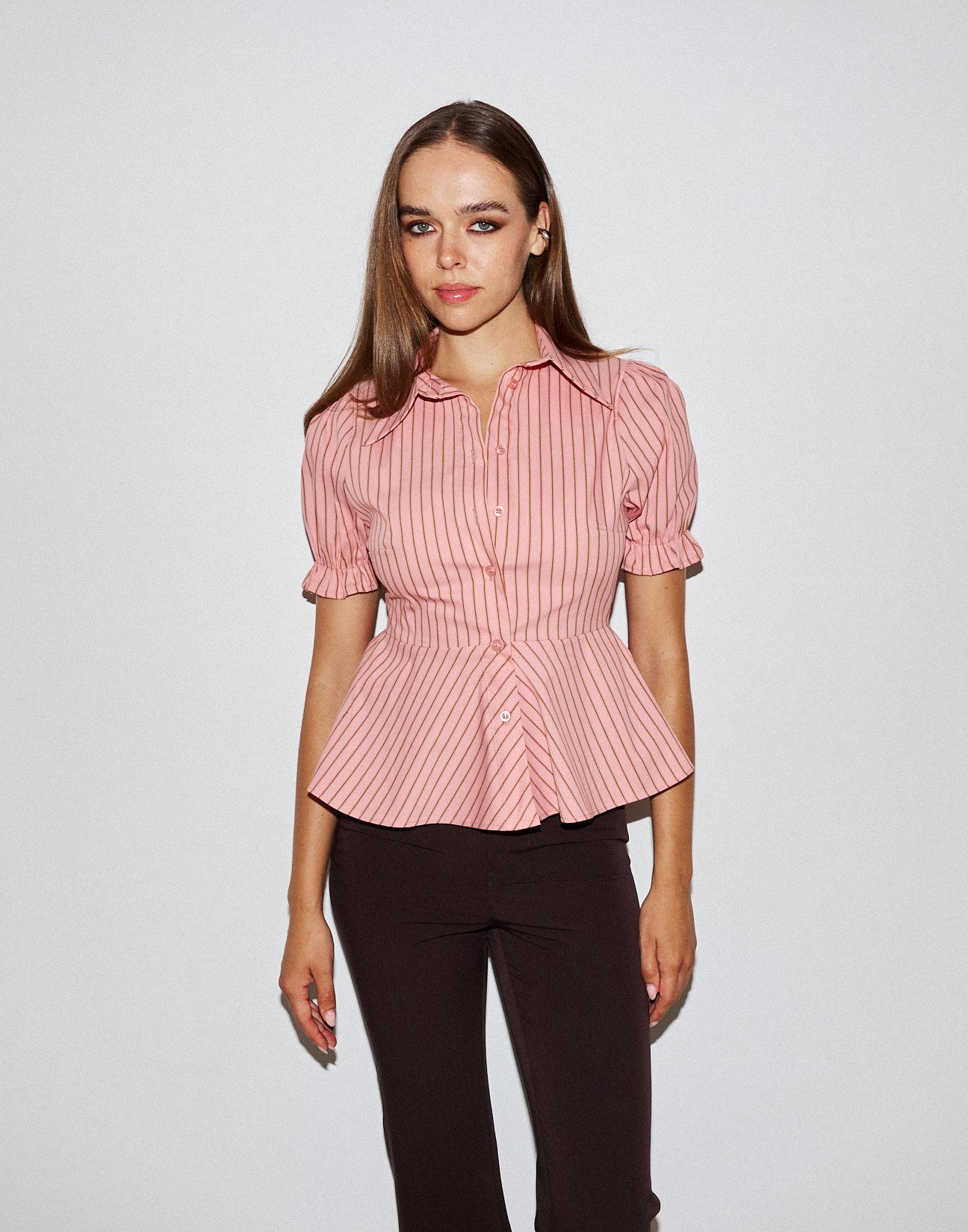 Shirt with puff sleeves