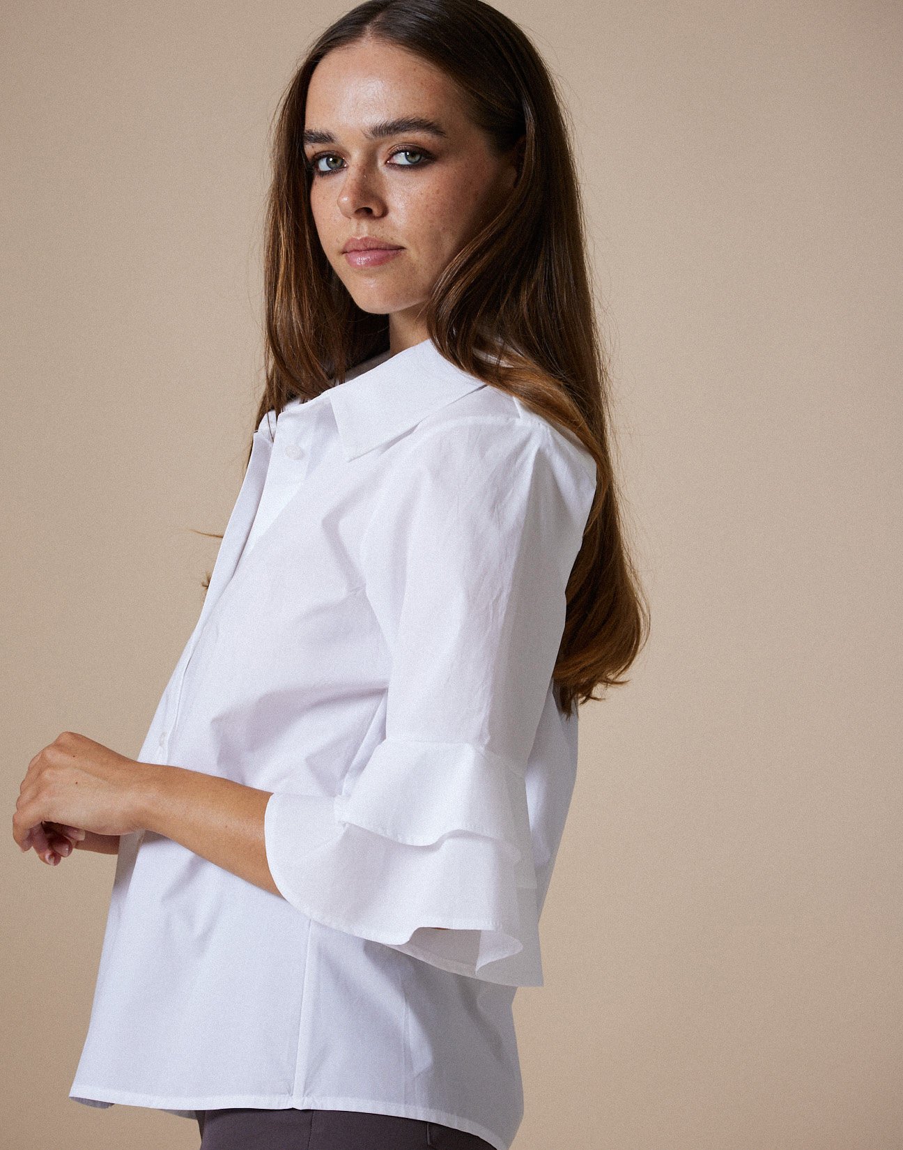 Poplin shirt with ruffles