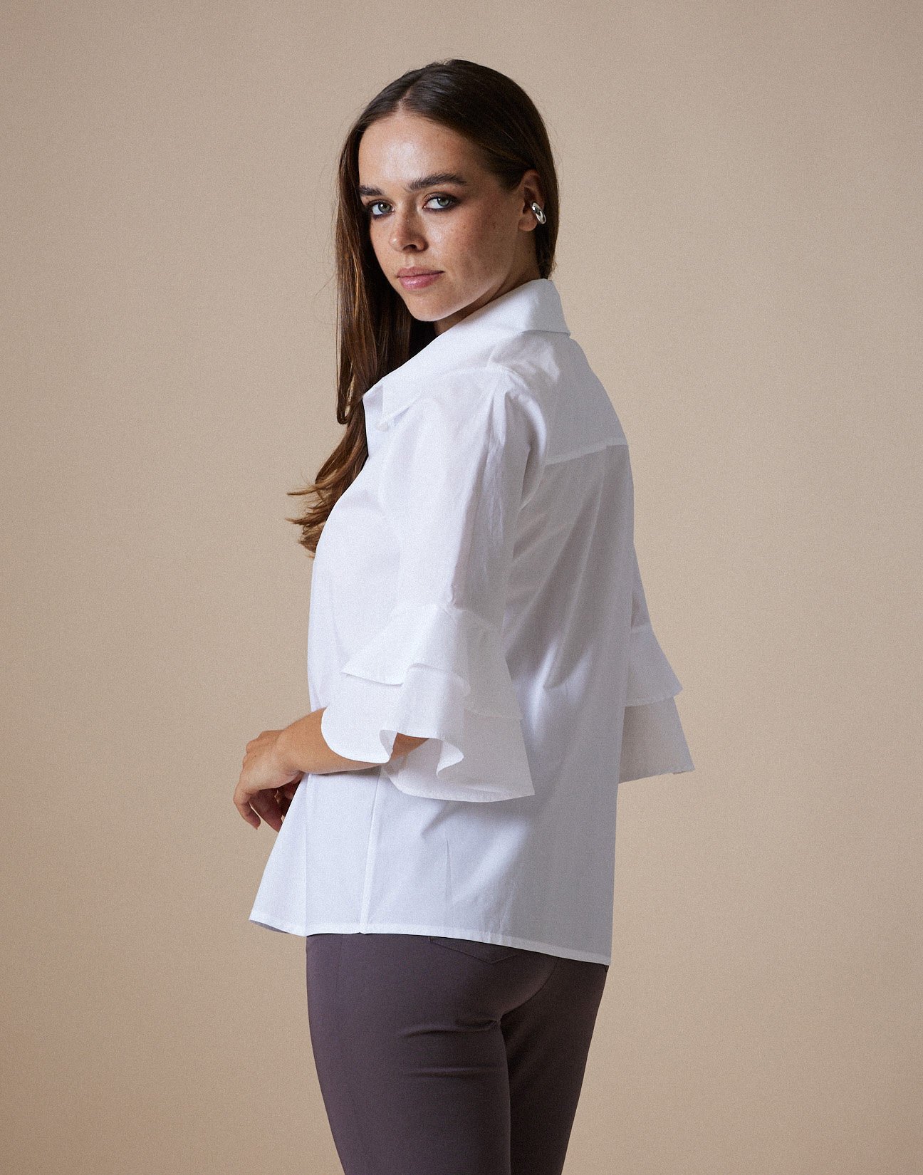 Poplin shirt with ruffles