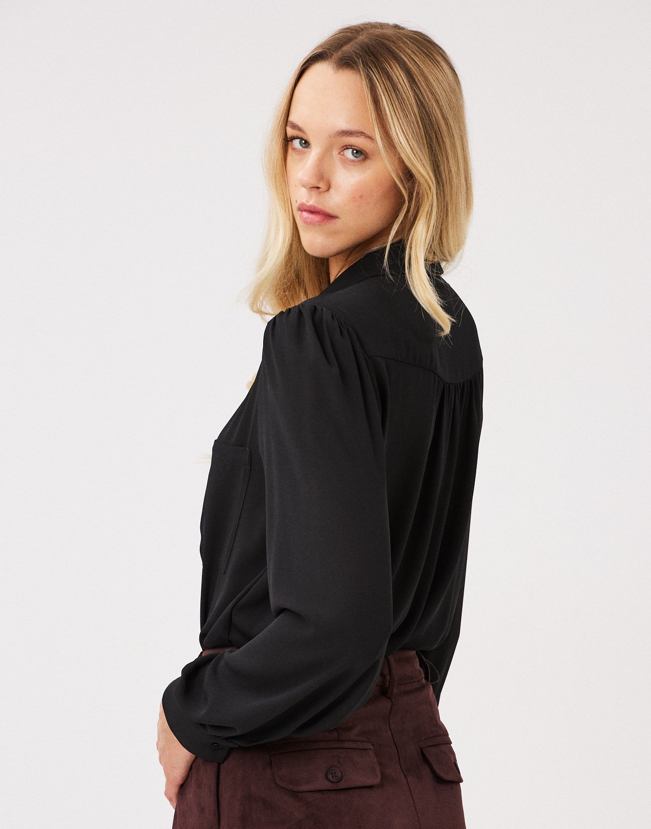 Bodysuit shirt with collar