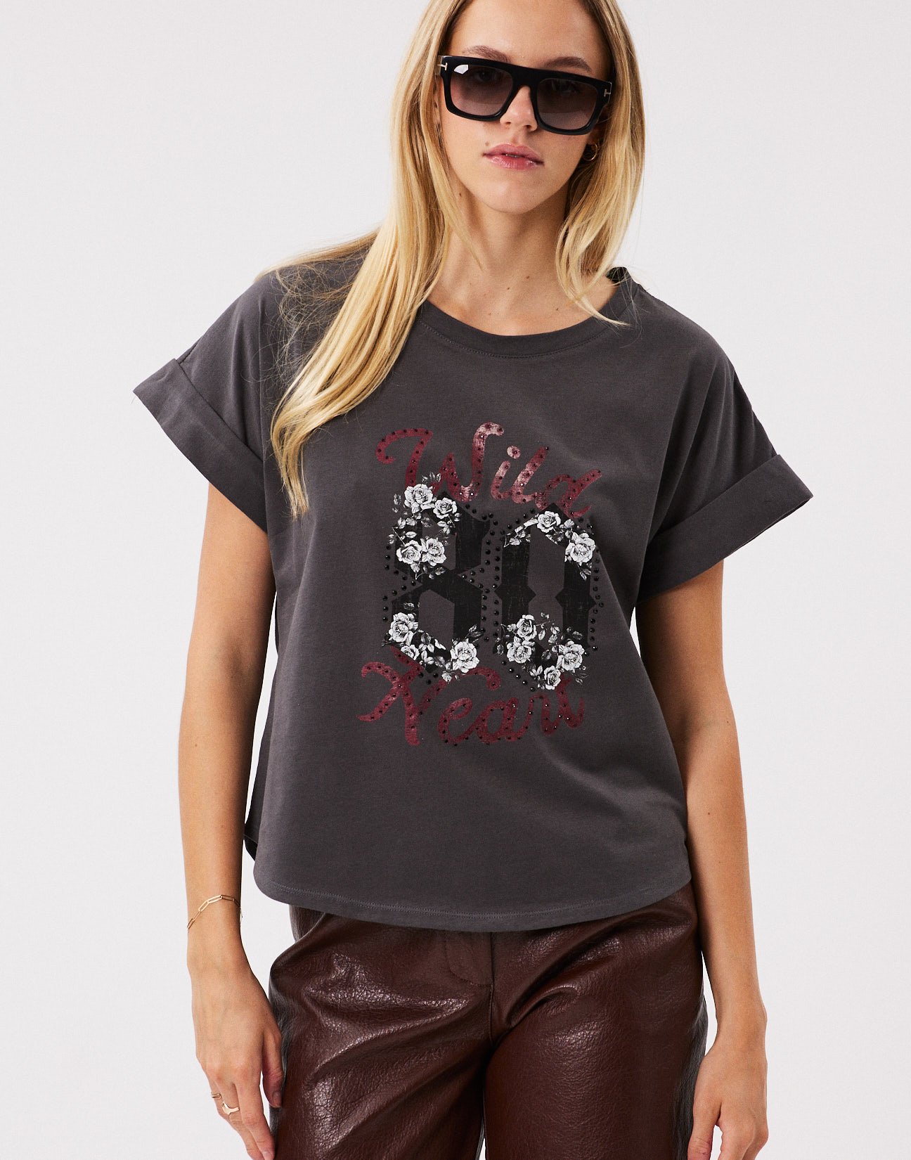 T-shirt με τύπωμα κα στρας