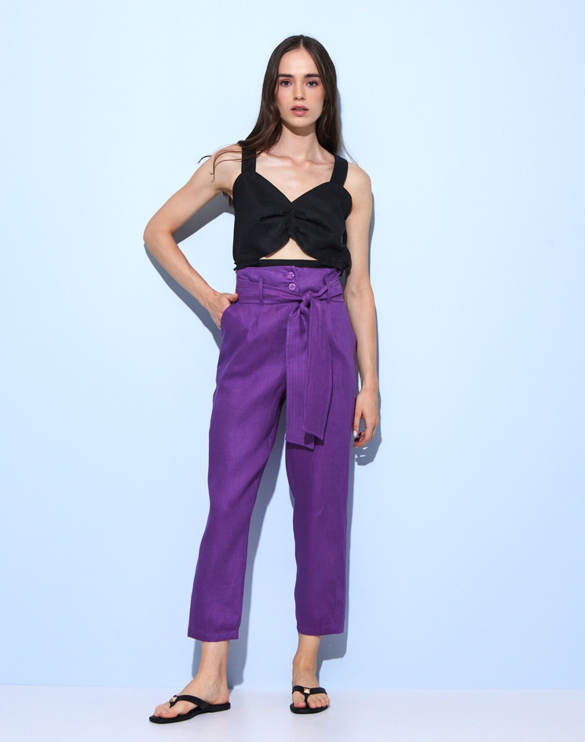 Linen trousers with belt