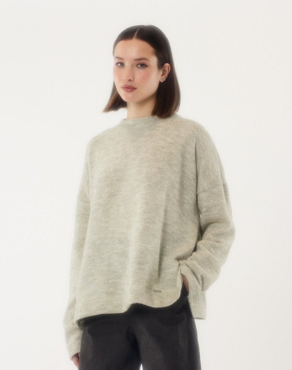 Overised knit blouse