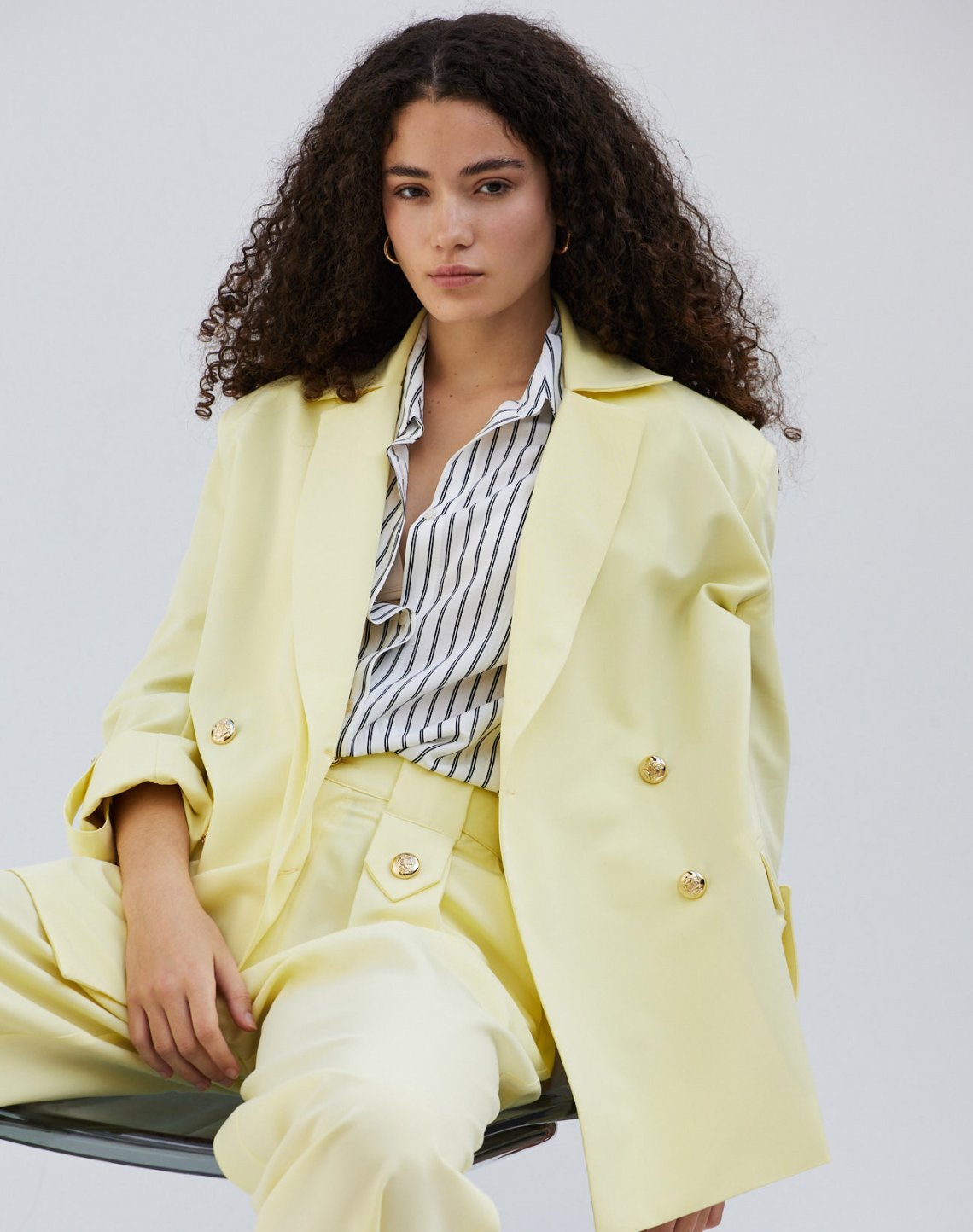 Blazer with turn up sleeves