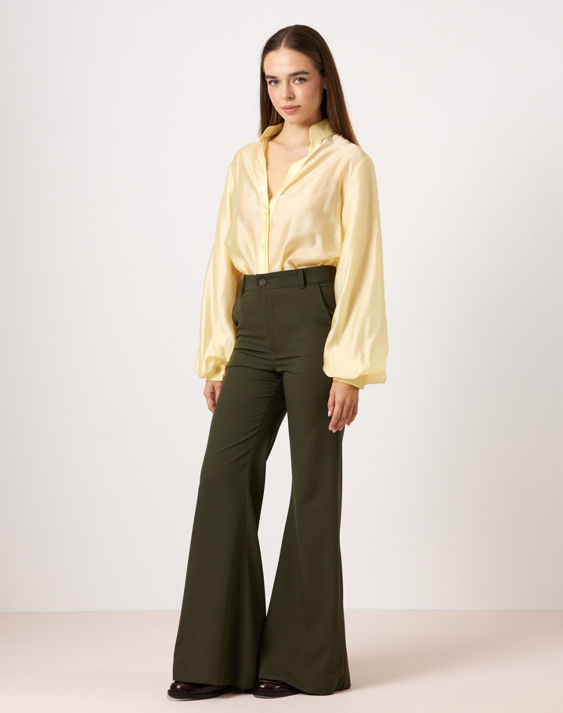 Flared high waist trousers