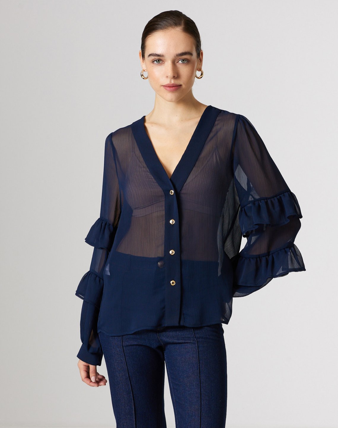 Shirt with ruffles detail
