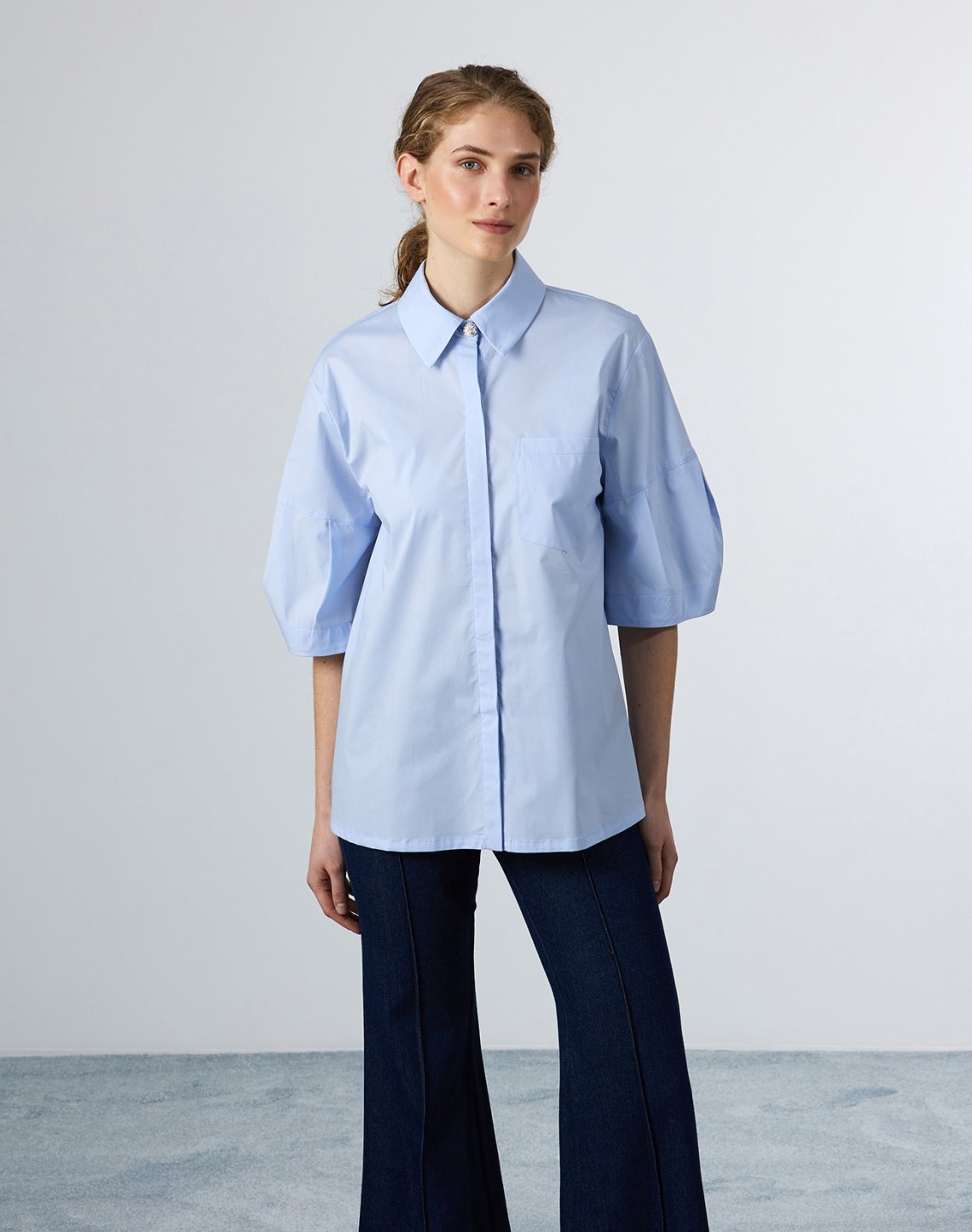 Poplin shirt with pleats