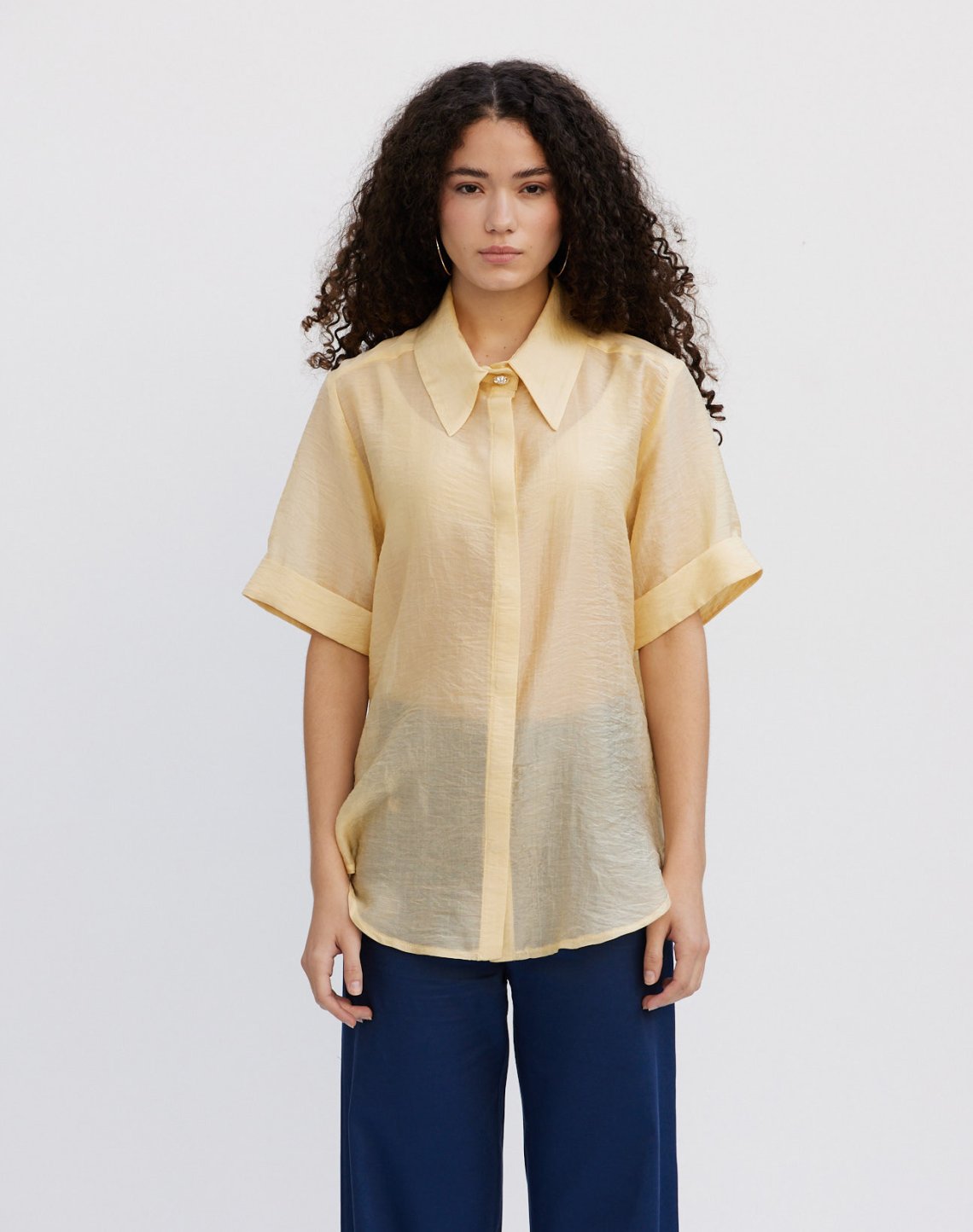 Turn up oversized shirt