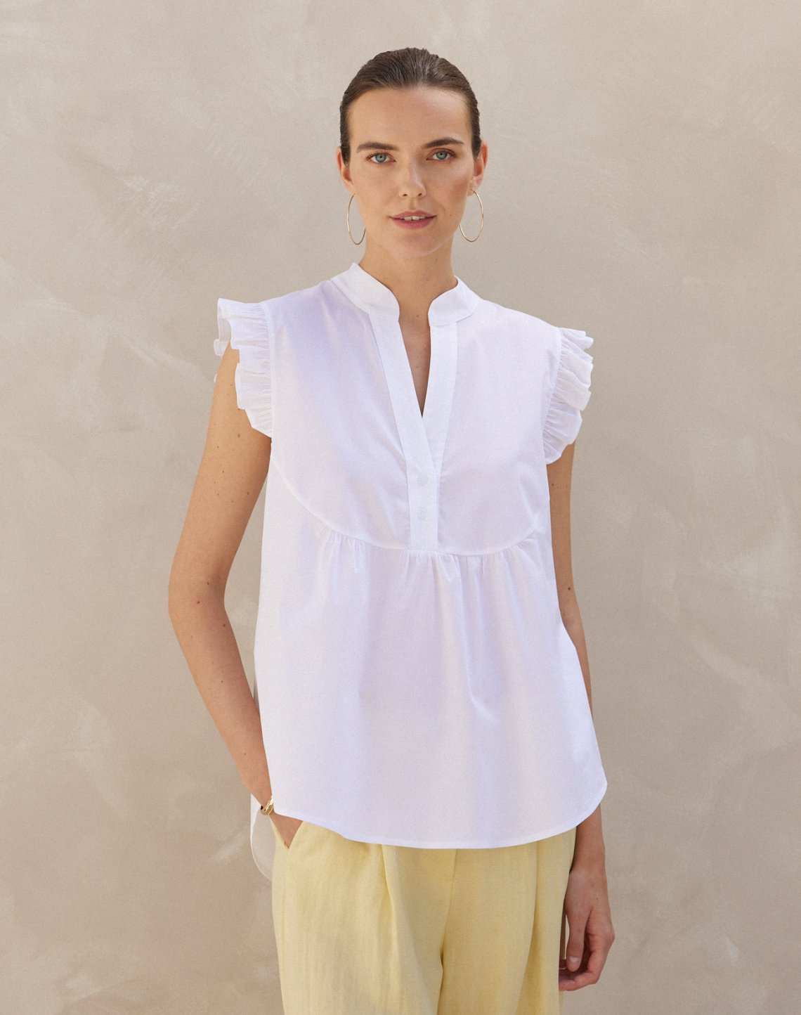 Poplin blouse with ruffles