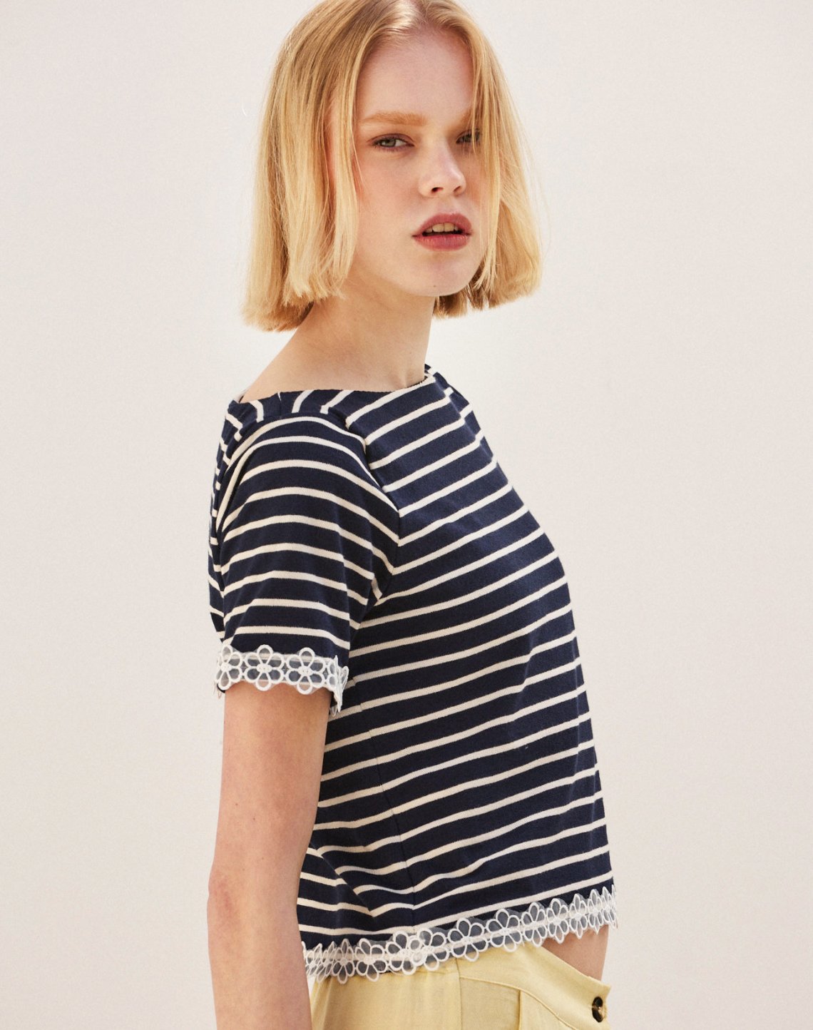 Striped blouse with lace