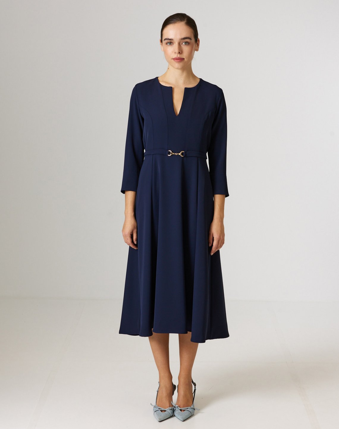 Midi dress with buckle