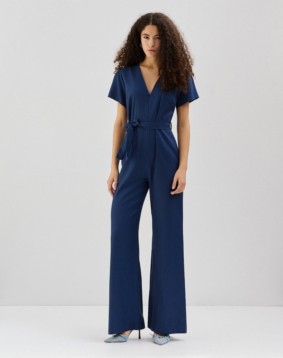 Jumpsuit with zip