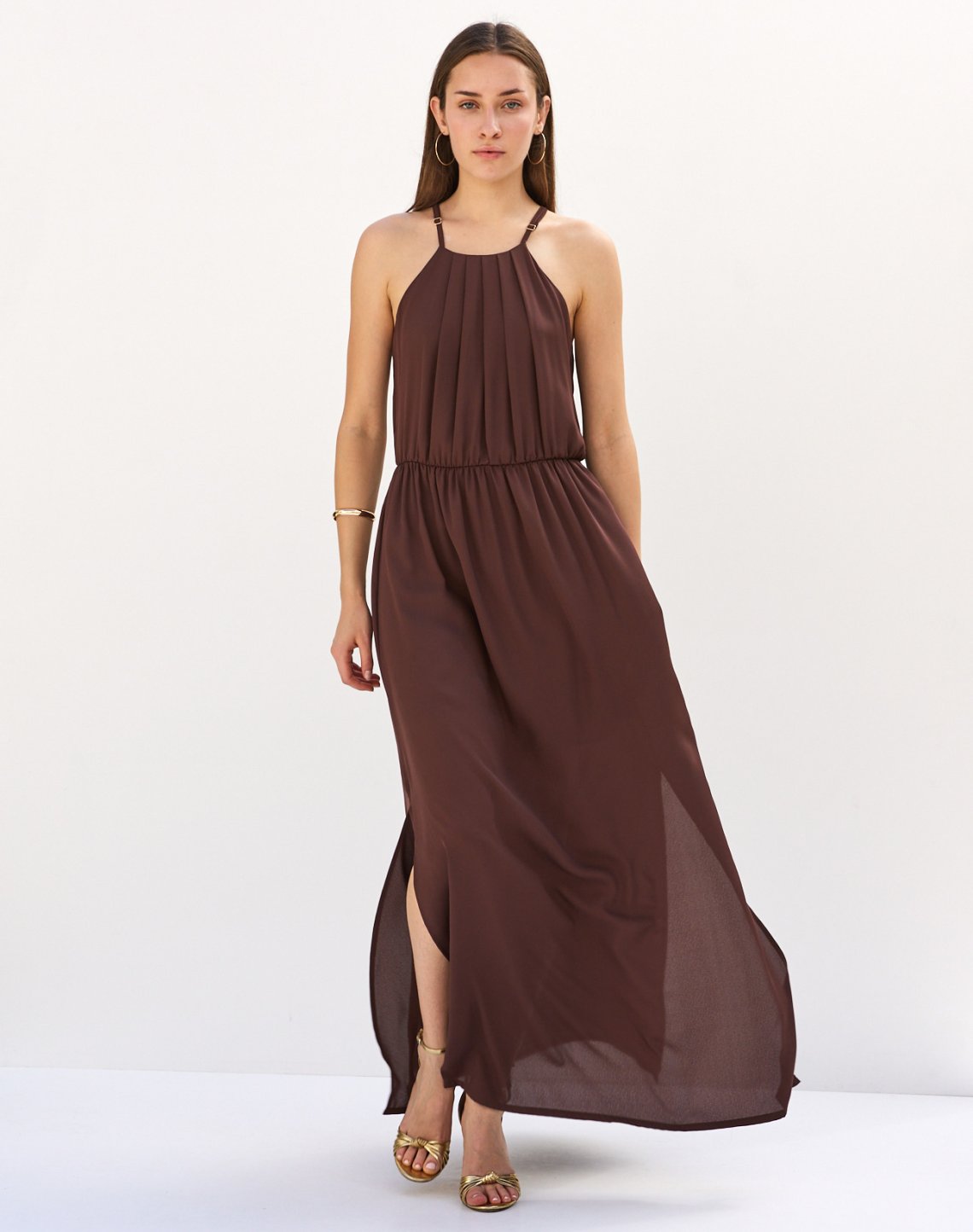 Maxi dress with pleats