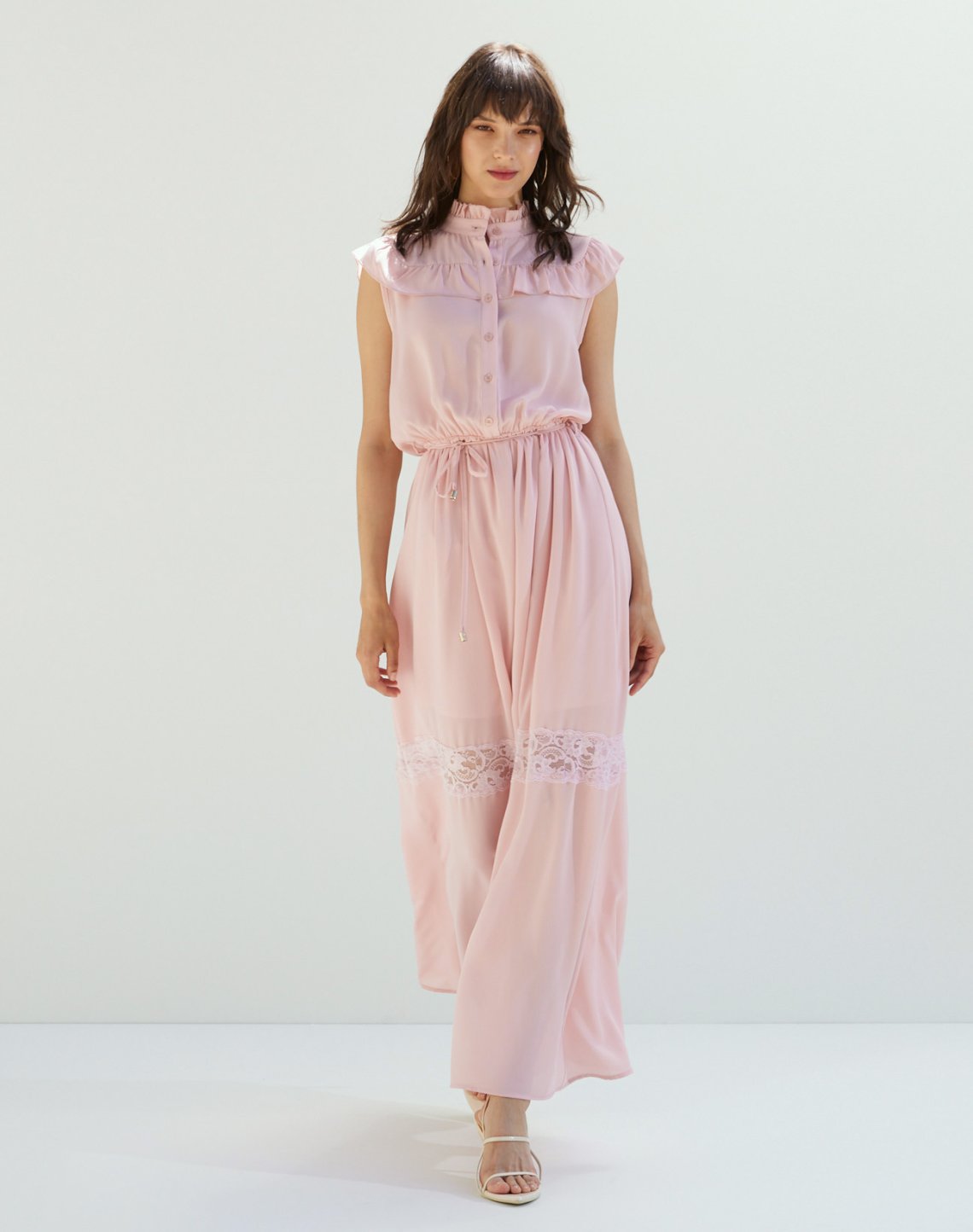 Maxi dress with lace