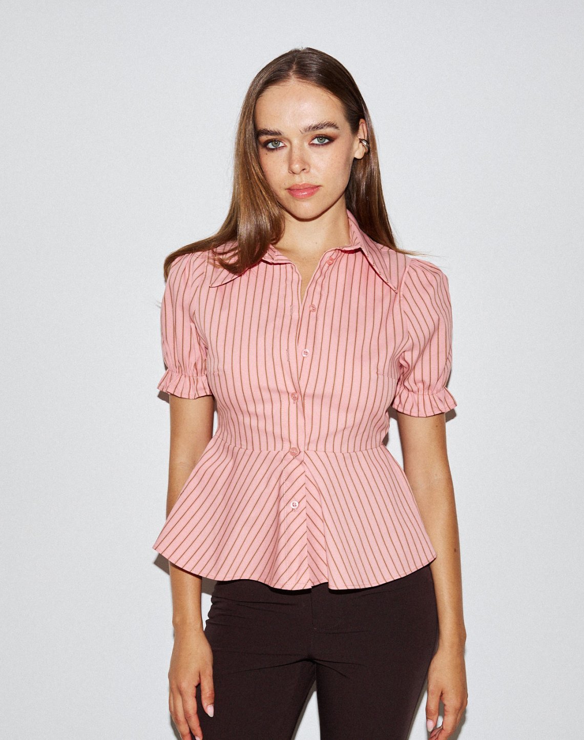 Shirt with puff sleeves